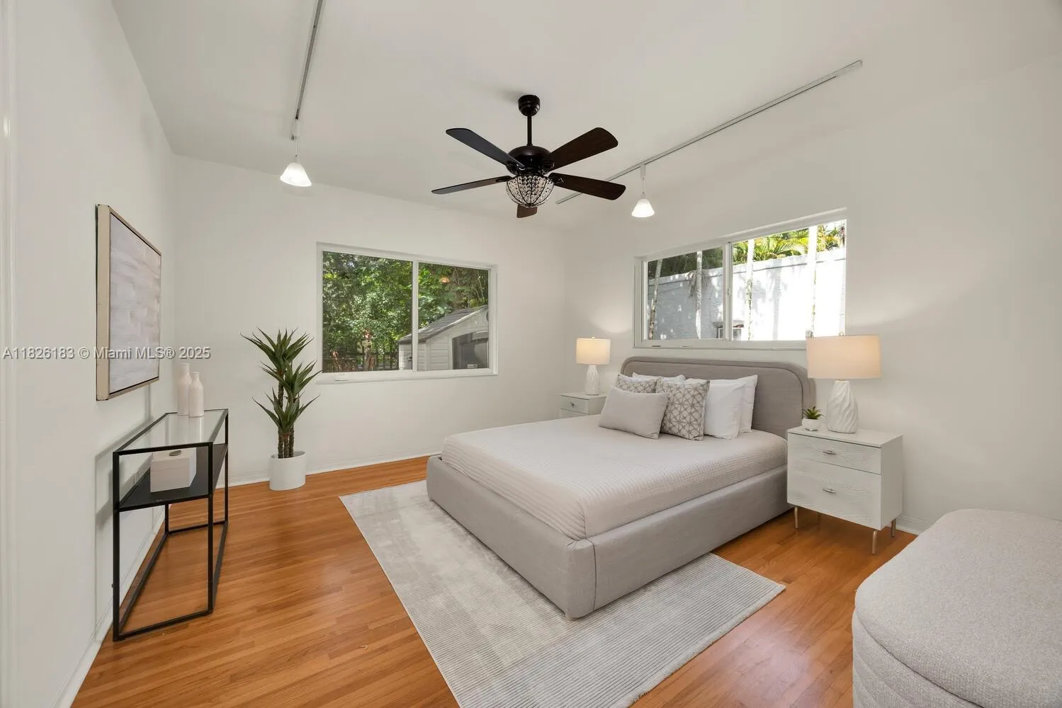 Coral Gables, Florida 33134, United States, 2 Bedrooms Bedrooms, ,2 BathroomsBathrooms,Residential,Coming Soon,157460