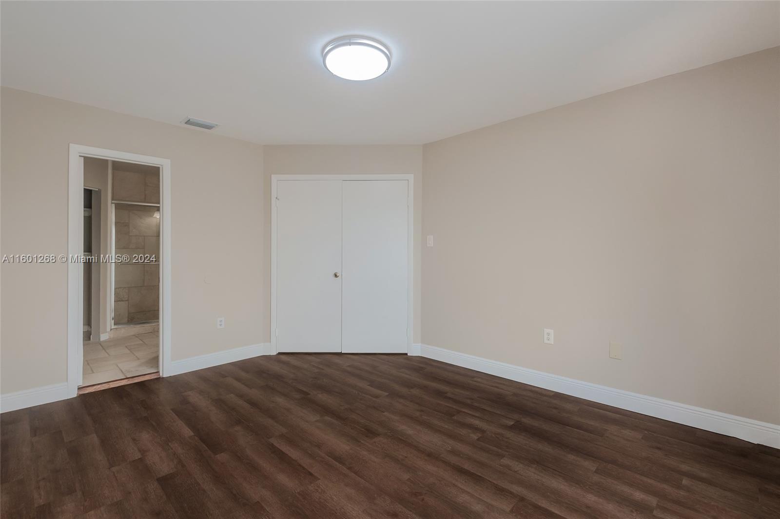 LAKE POINTE SEC 1 - Residential Lease