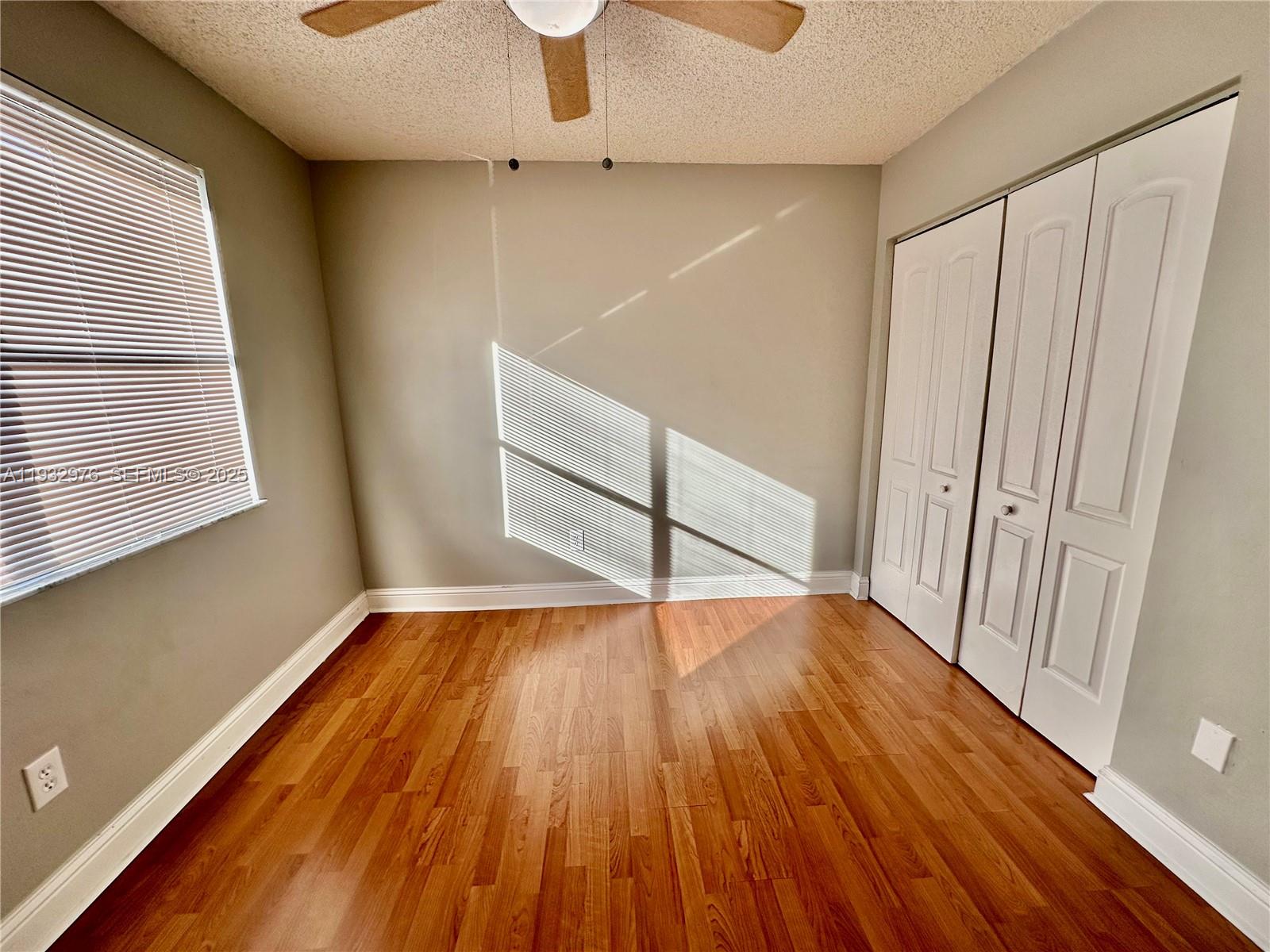 LAGO GRANDE ONE CONDO - Residential