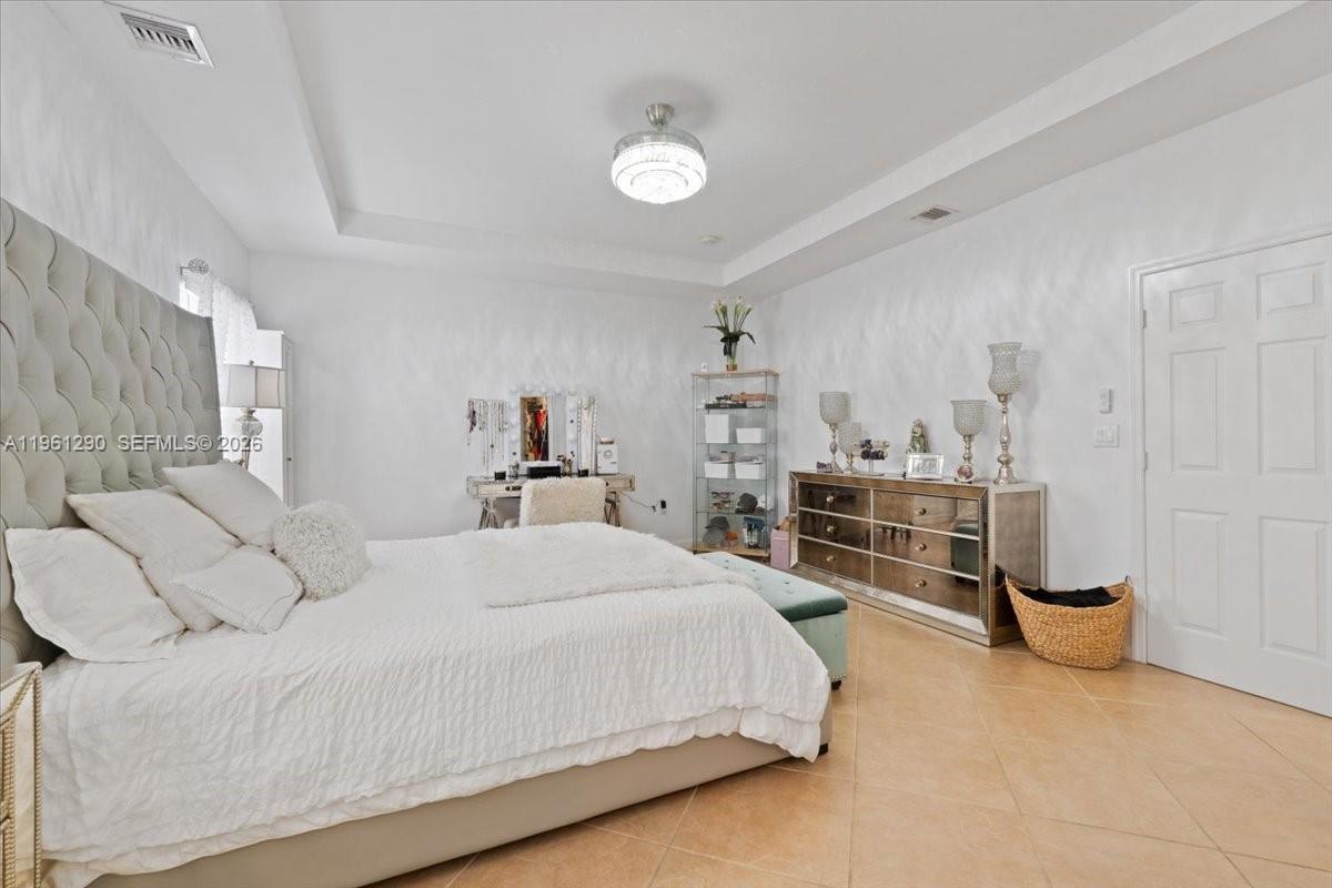 SILVER PALM EAST SEC ONE - Residential