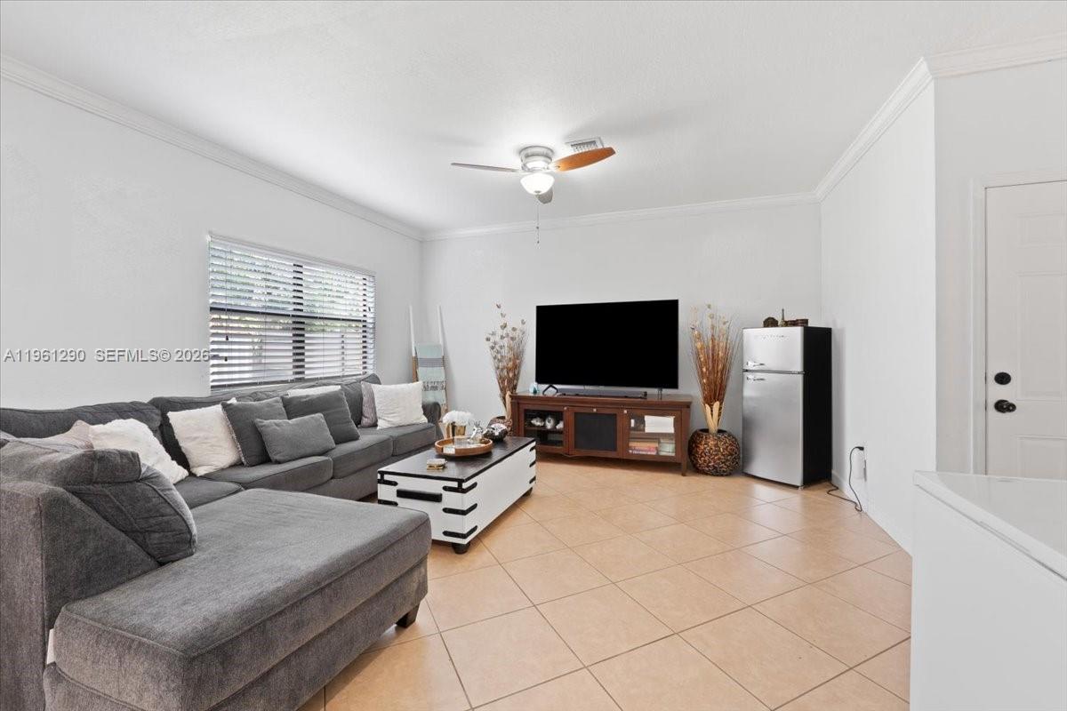 SILVER PALM EAST SEC ONE - Residential