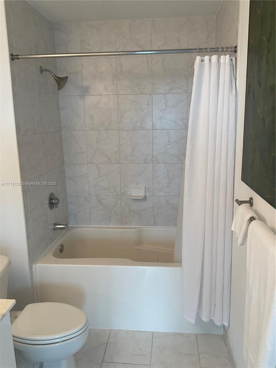 THE LOFT DOWNTOWN II COND - Residential