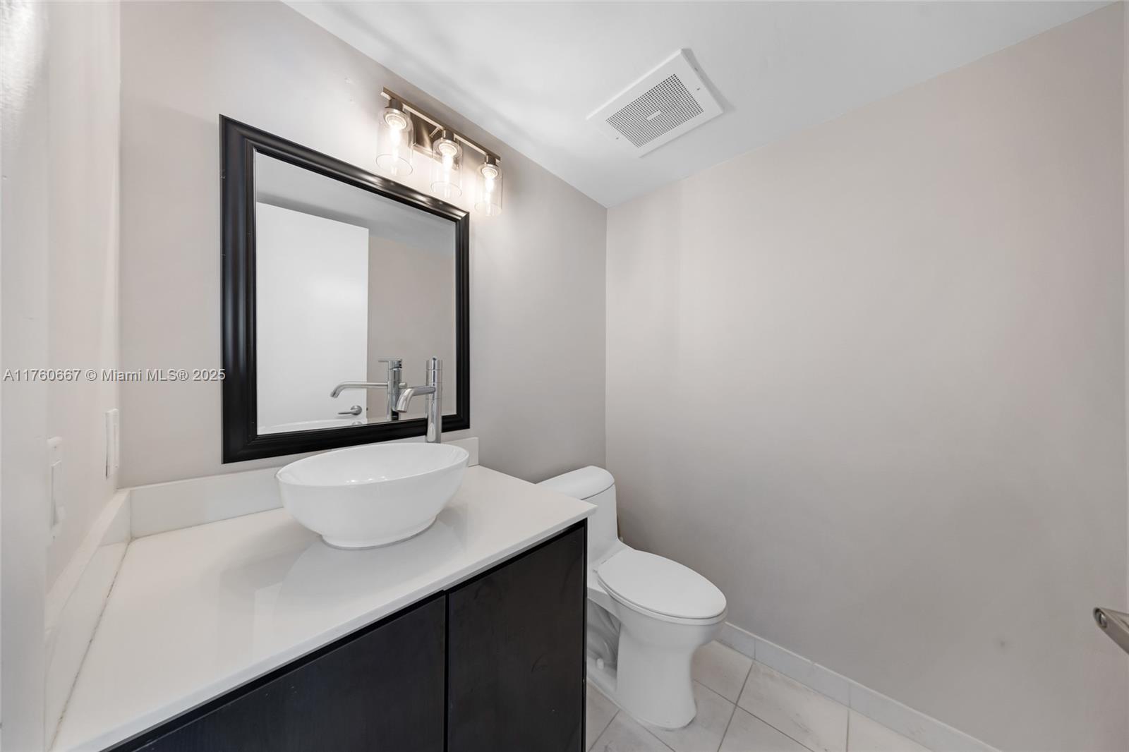 ONYX ON THE BAY CONDO - Residential