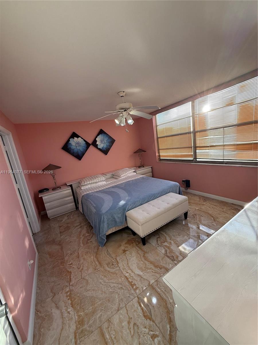 VILLAGES OF ORIOLE BONAIR - Residential