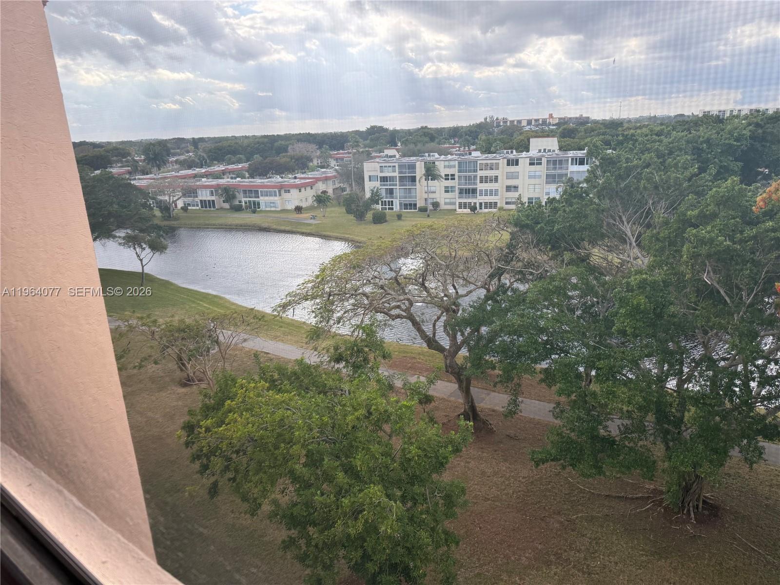 VILLAGES OF ORIOLE BONAIR - Residential