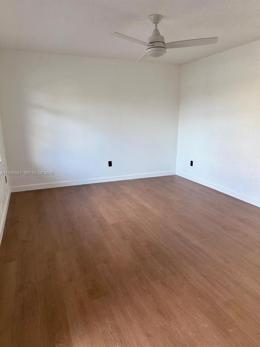 BRENTWOOD WEST TOWNHOUSES - Residential Lease