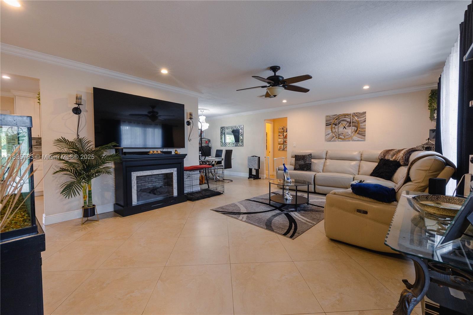 4811 NW 58th St