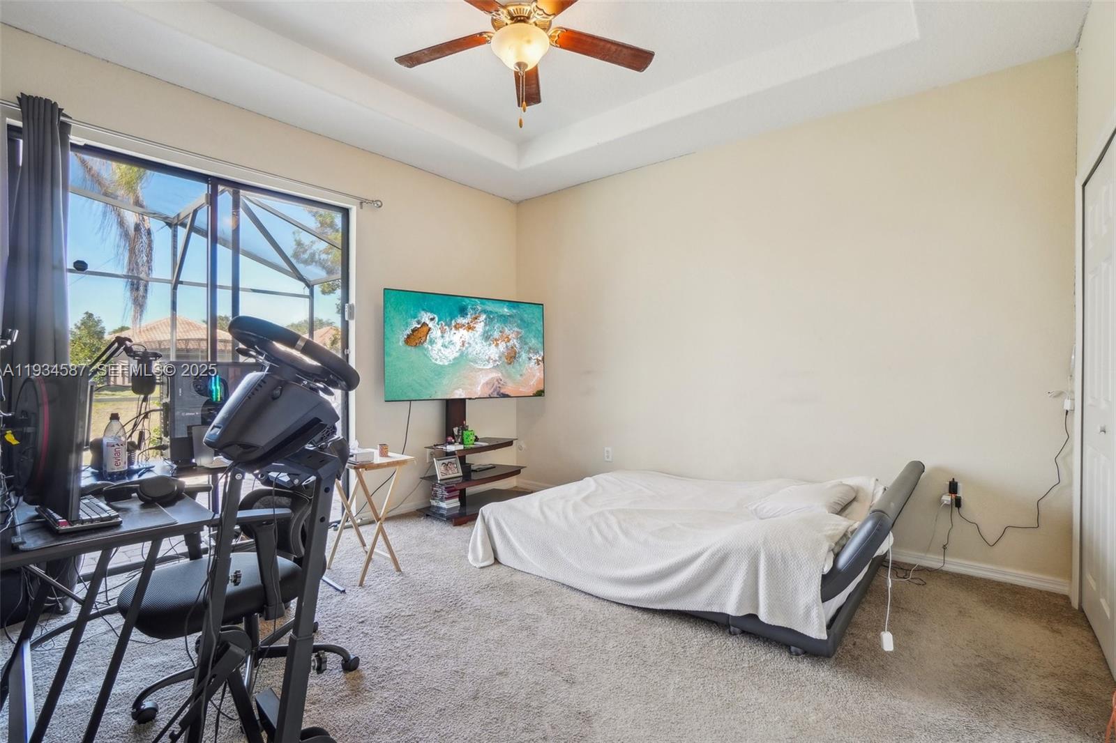 VILLA SORRENTO PB 133 PGS - Residential