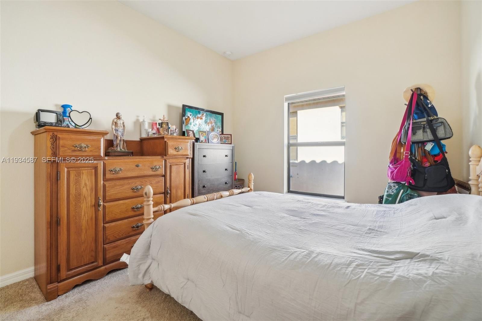 VILLA SORRENTO PB 133 PGS - Residential