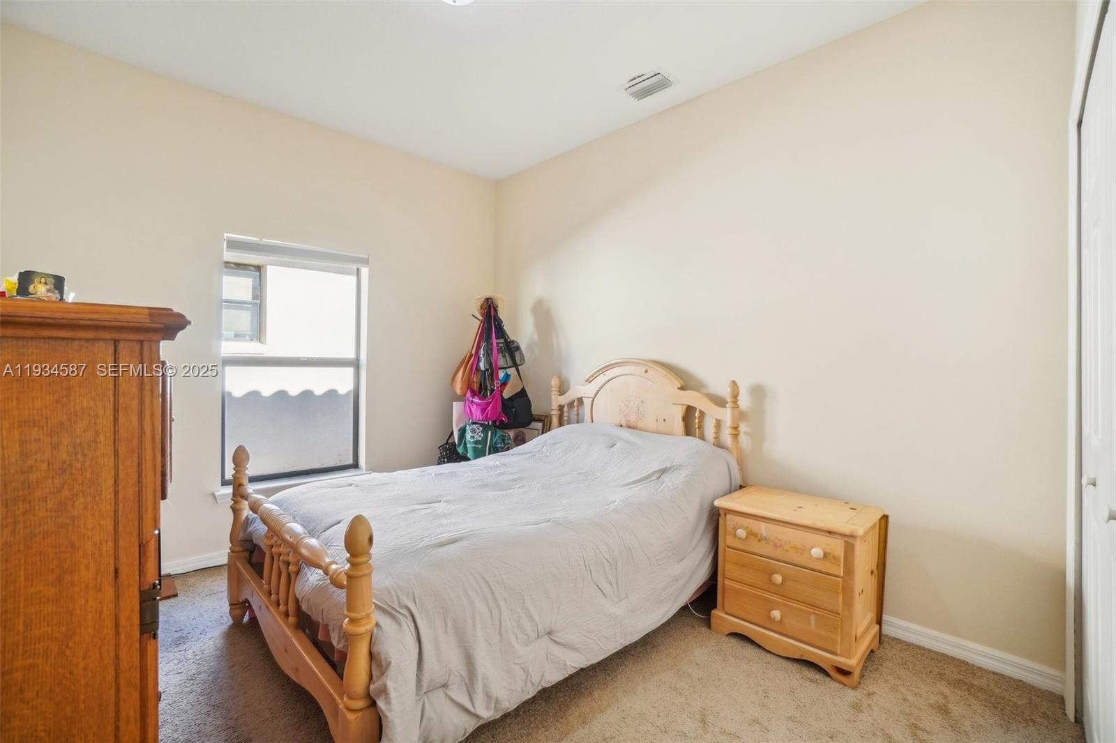 VILLA SORRENTO PB 133 PGS - Residential