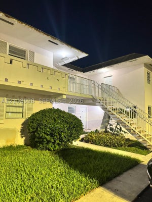 7426 SW 82ND ST APT D221, MIAMI, FL 33143 - Image 29793a7d124cd81d0bf4c4cf0f945e8a/531500330