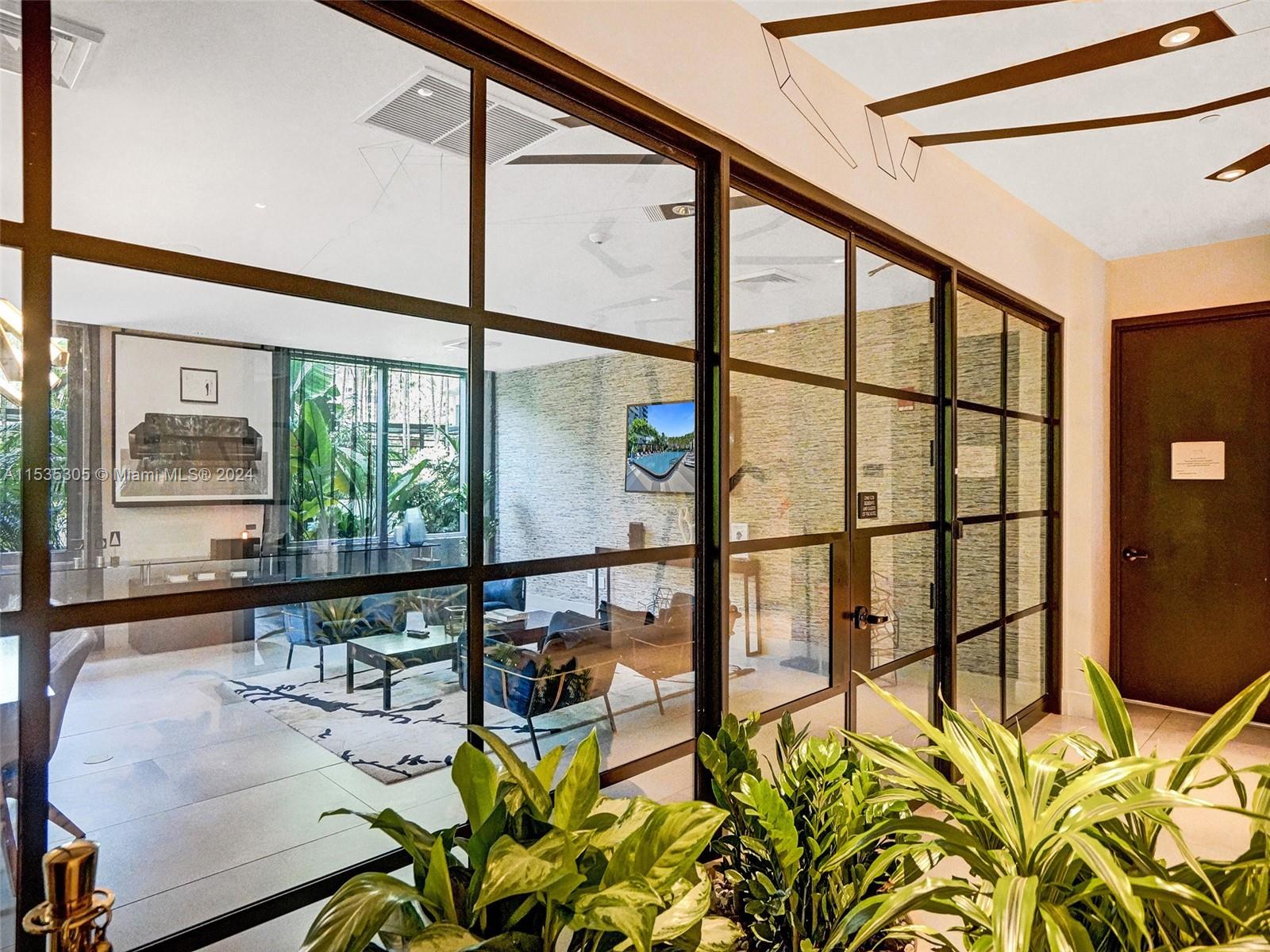 3401 MIDTOWN CONDO - Residential Lease