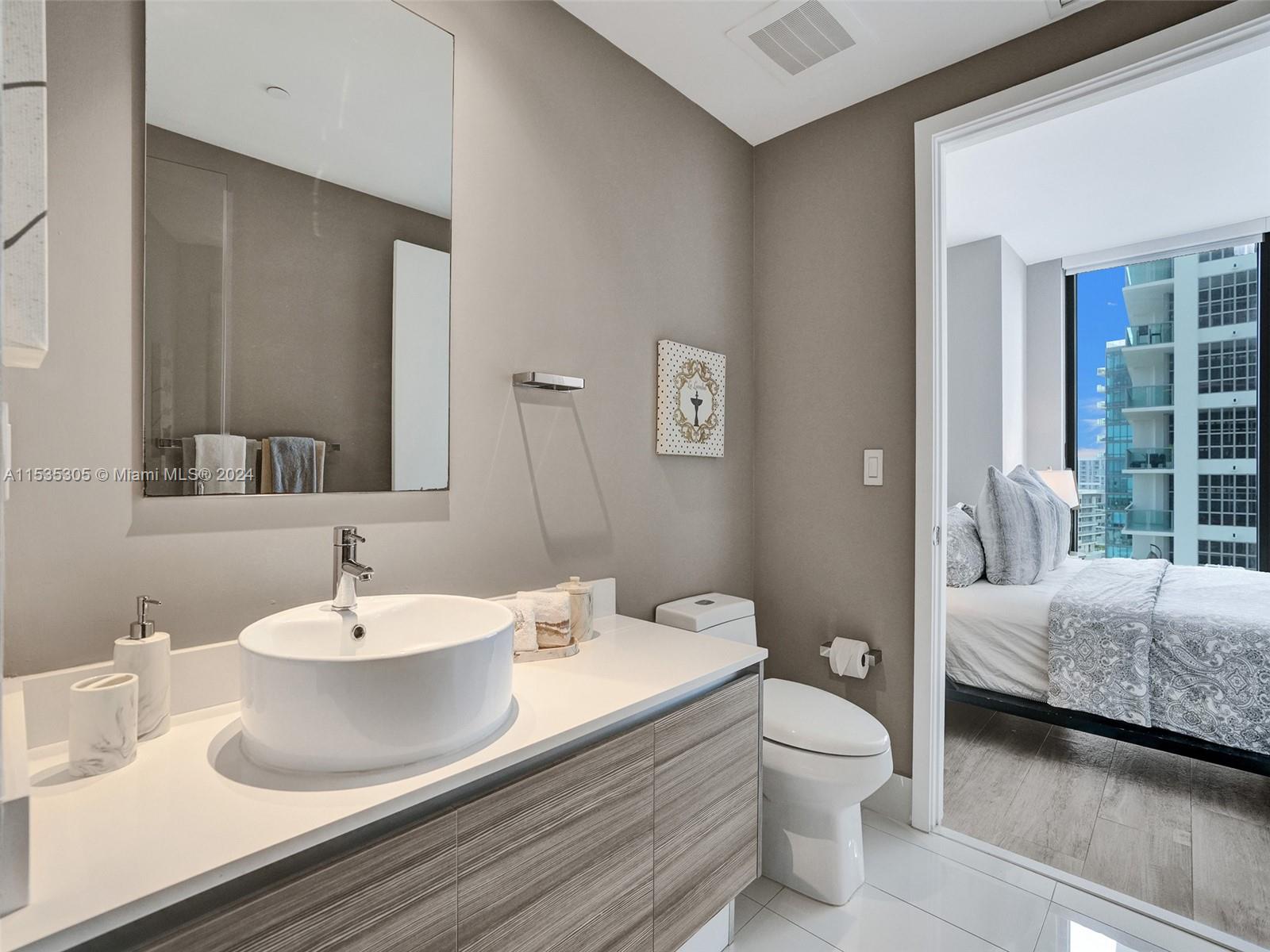 3401 MIDTOWN CONDO - Residential Lease