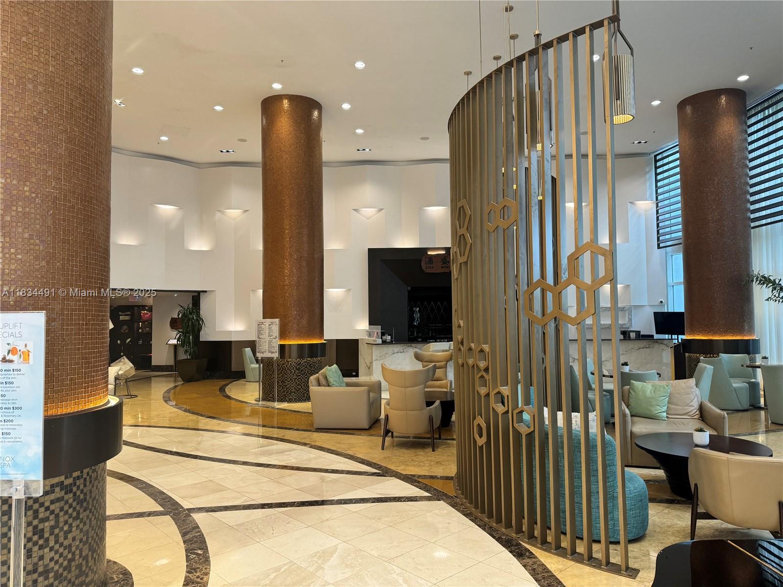 TRUMP INTERNATIONAL SONES - Residential