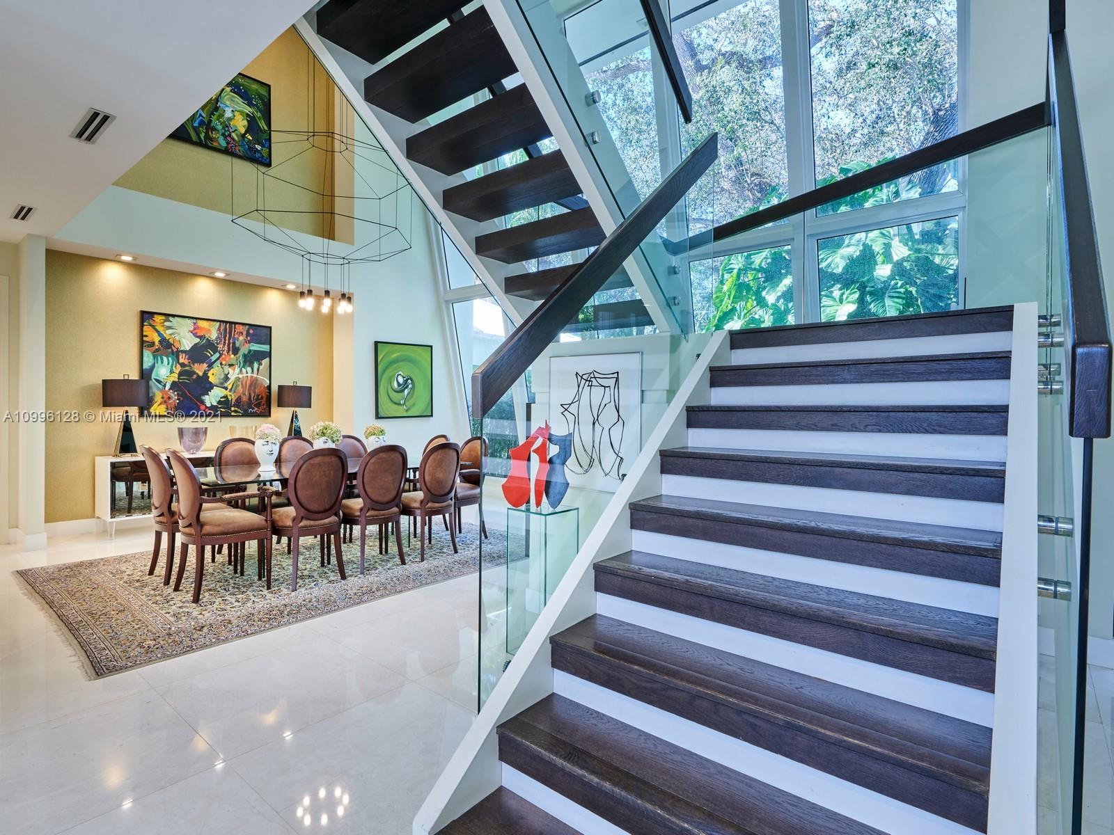 SNAPPER CREEK OAKS - Residential