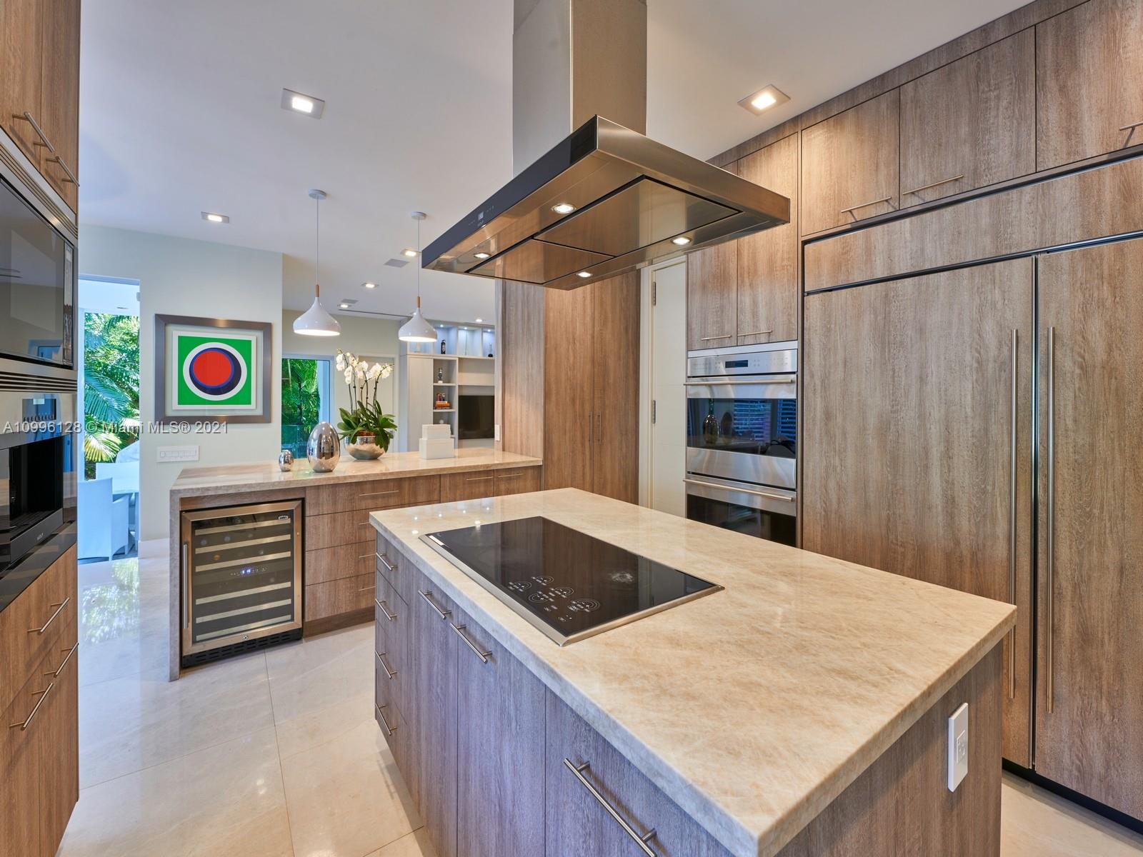 SNAPPER CREEK OAKS - Residential