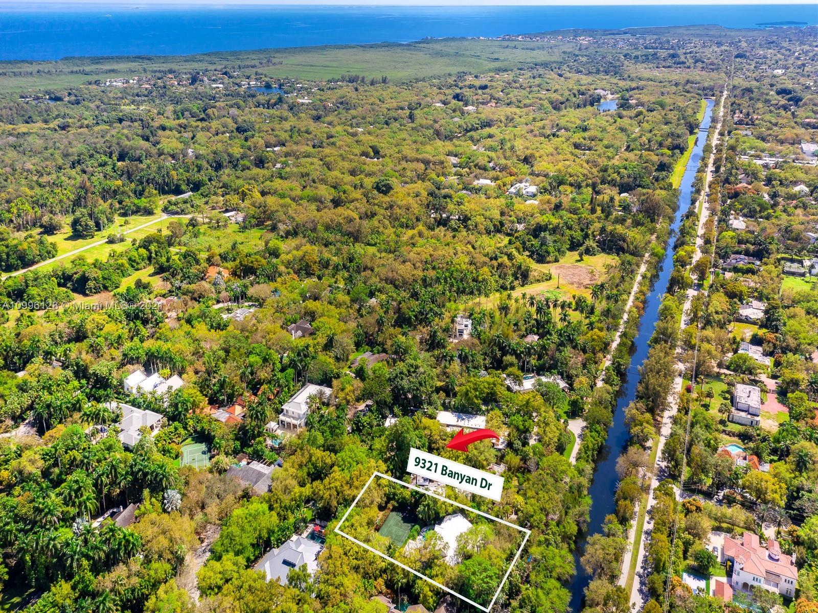 SNAPPER CREEK OAKS - Residential