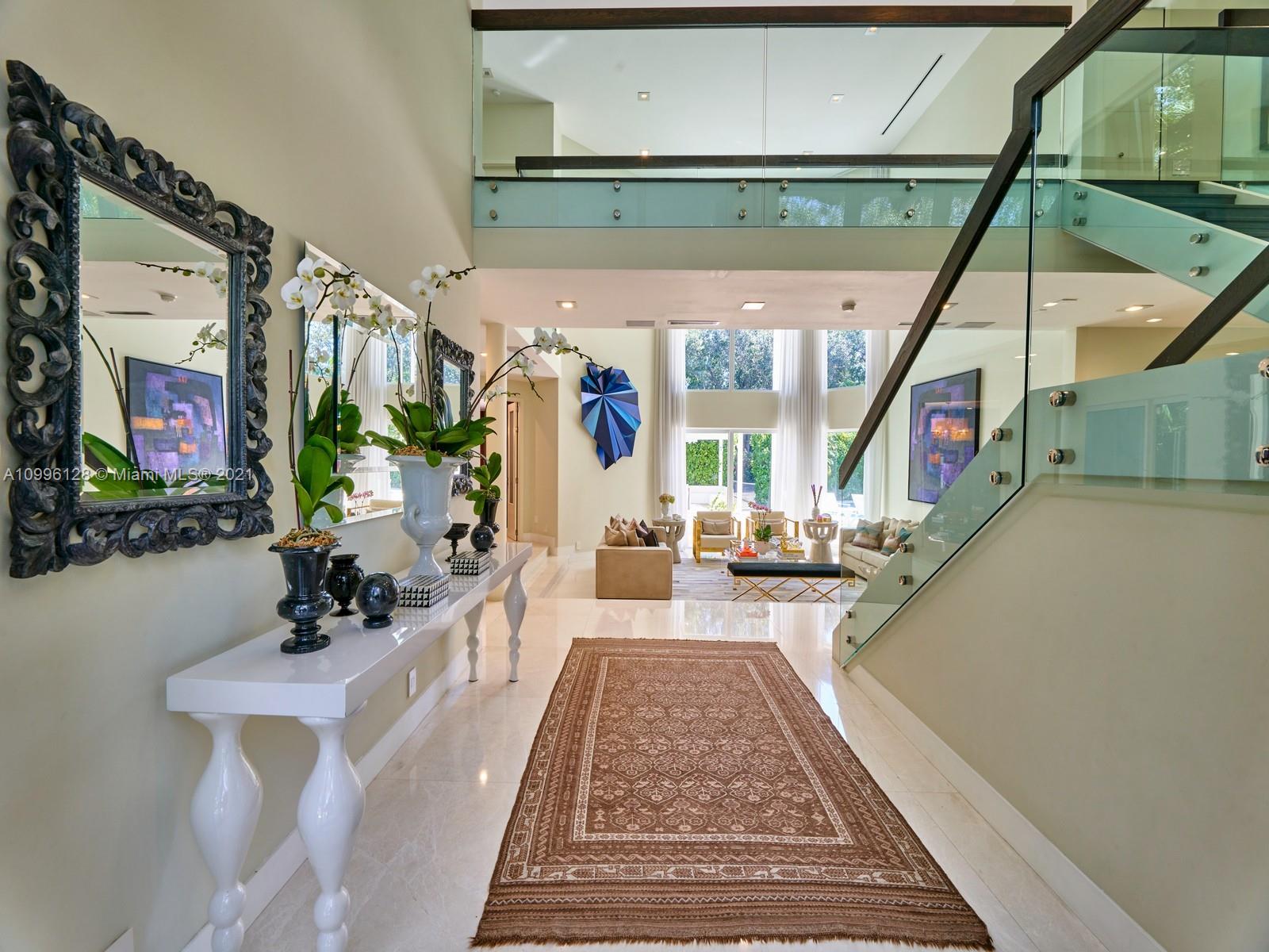 SNAPPER CREEK OAKS - Residential