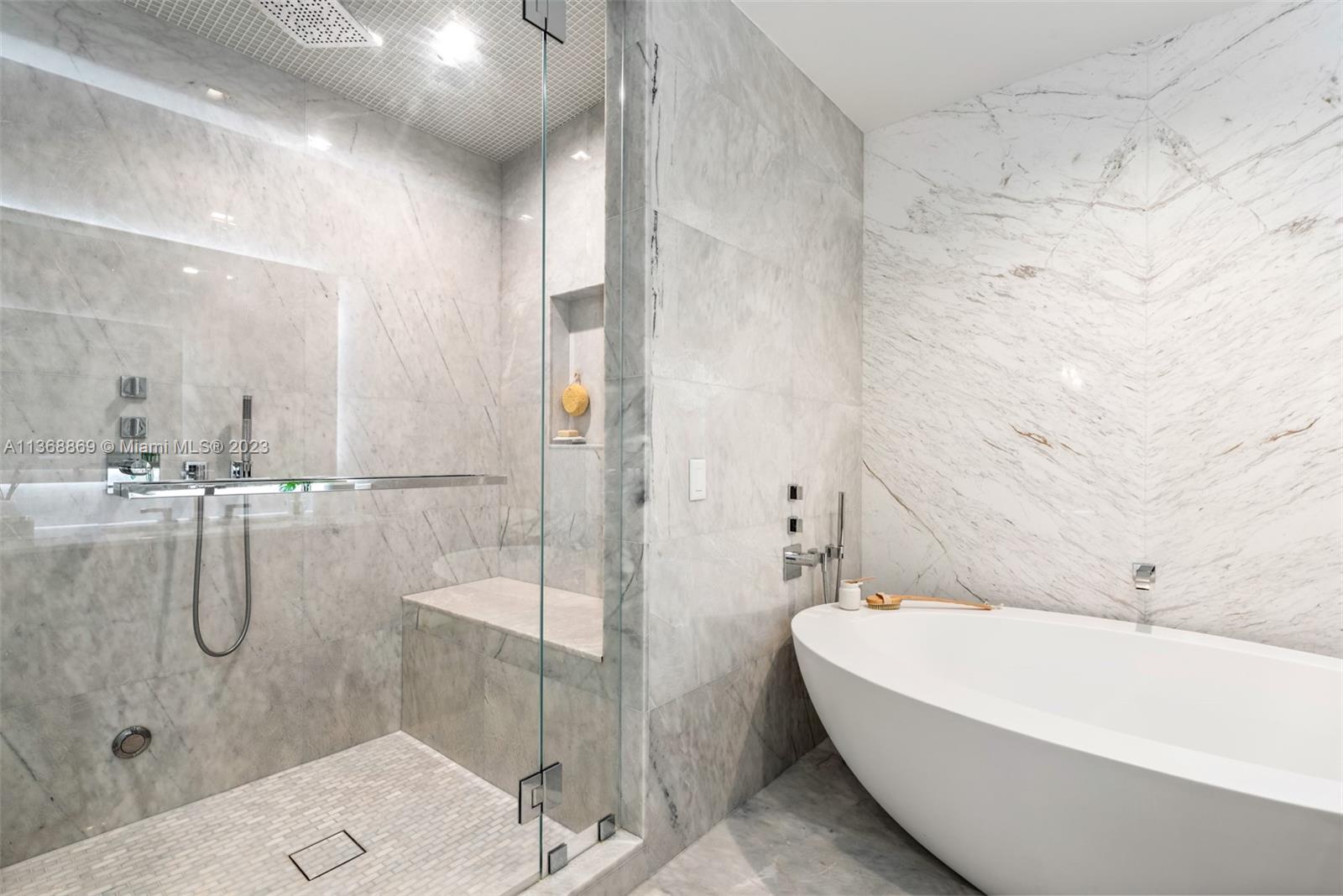 NORTH BISCAYNE BEACH AMEN - Residential