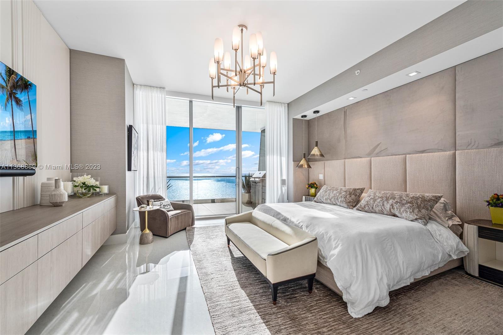 NORTH BISCAYNE BEACH AMEN - Residential