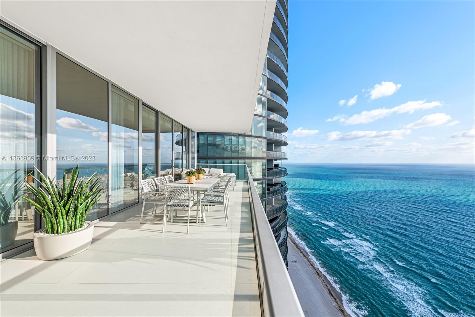 NORTH BISCAYNE BEACH AMEN - Residential