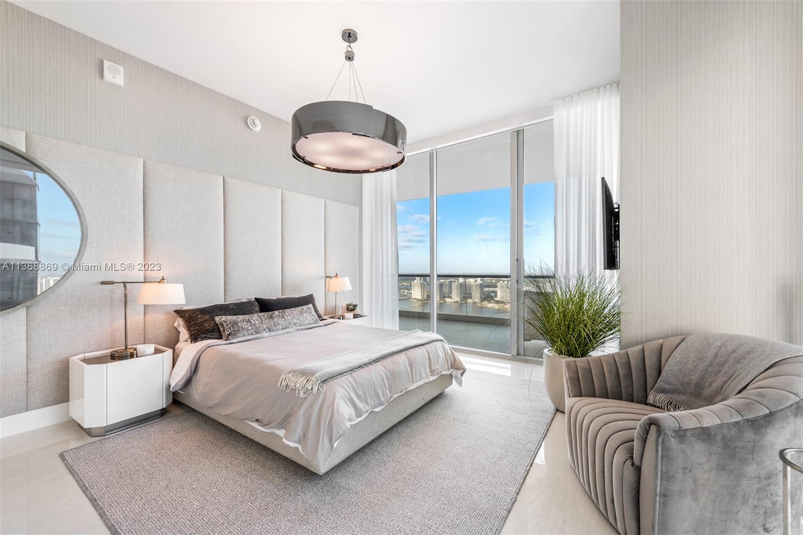 NORTH BISCAYNE BEACH AMEN - Residential