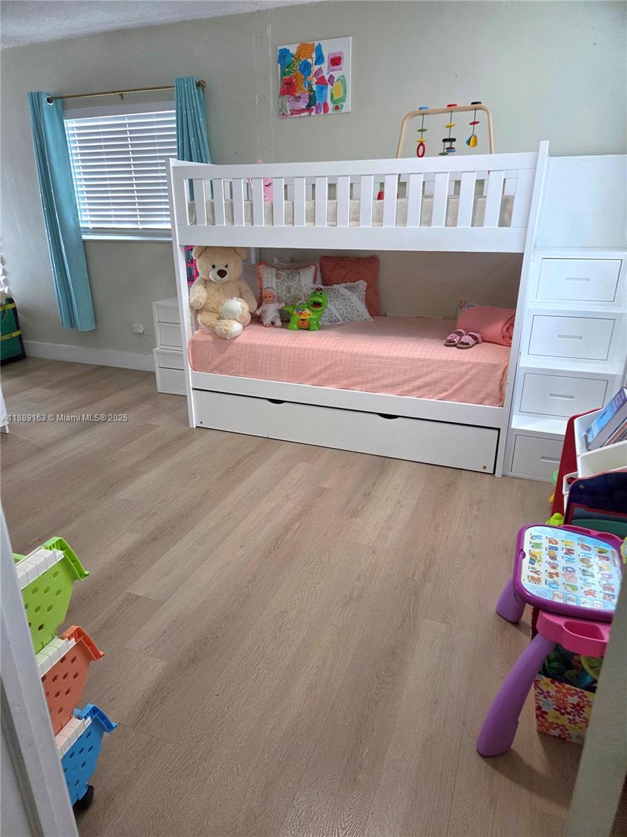 DARLINGTON MANOR - Residential