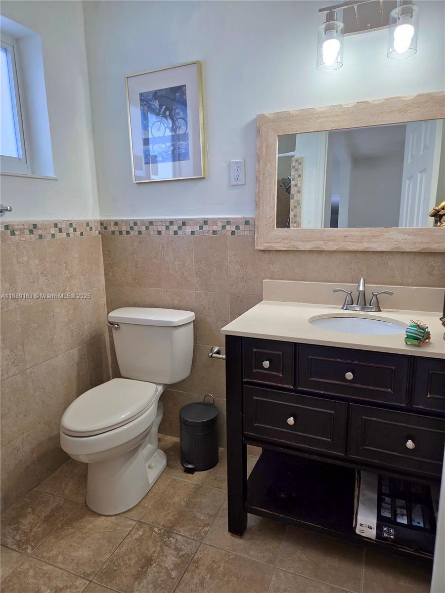 DARLINGTON MANOR - Residential