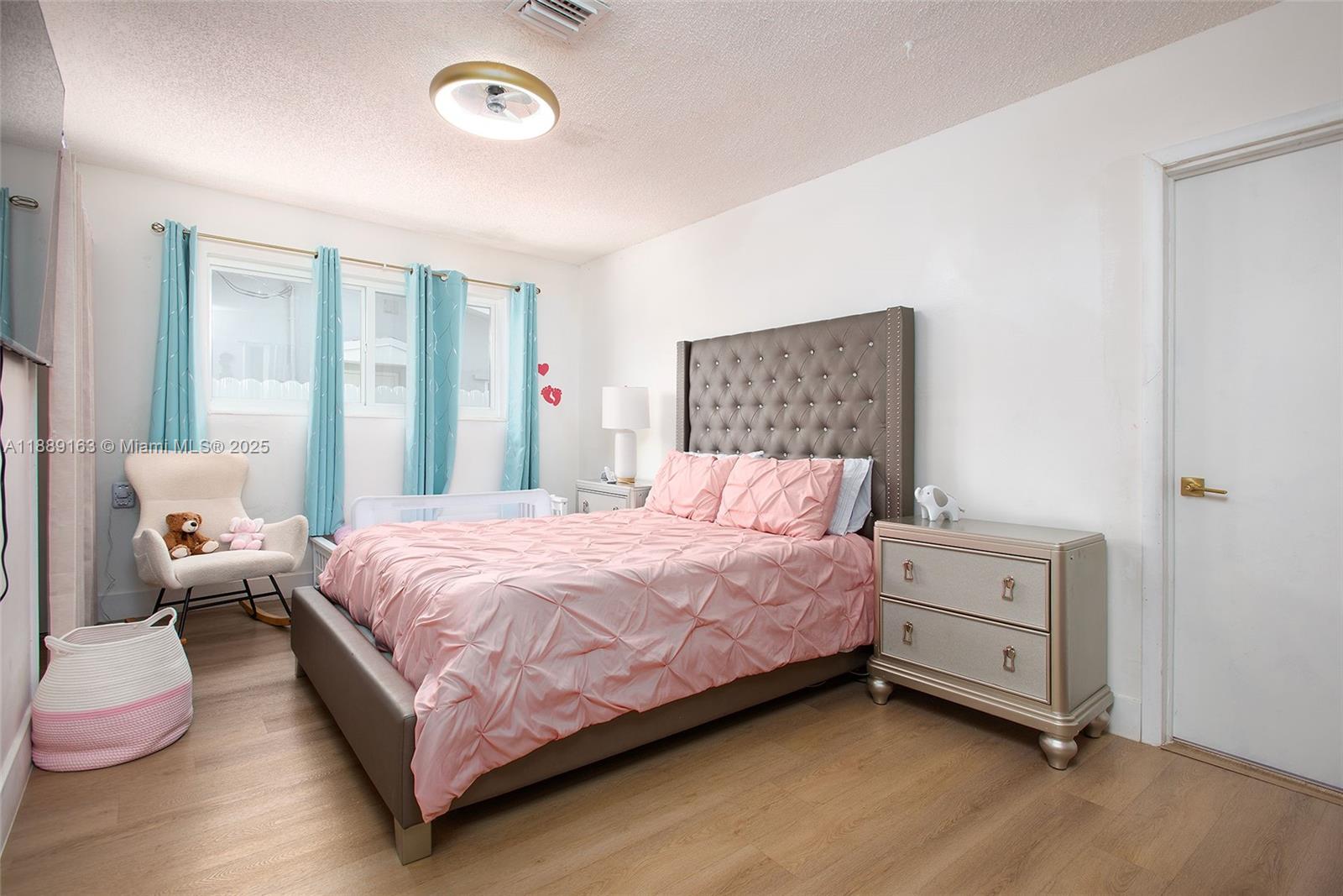 DARLINGTON MANOR - Residential