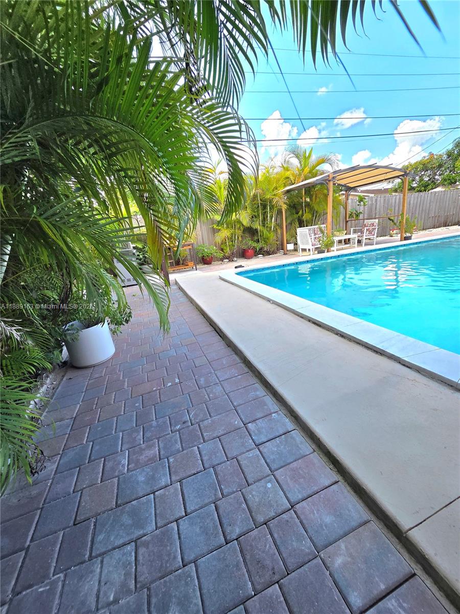 DARLINGTON MANOR - Residential