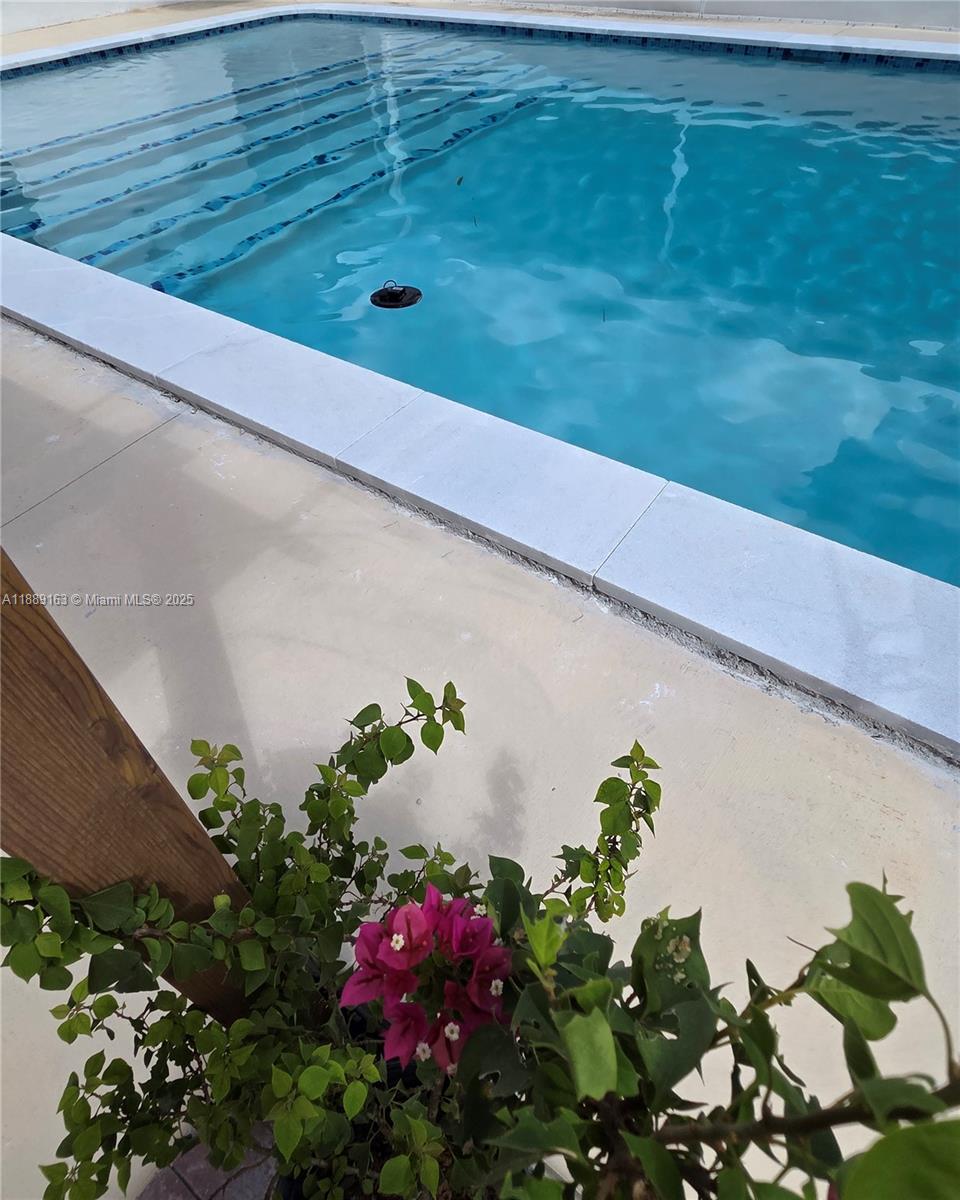 DARLINGTON MANOR - Residential