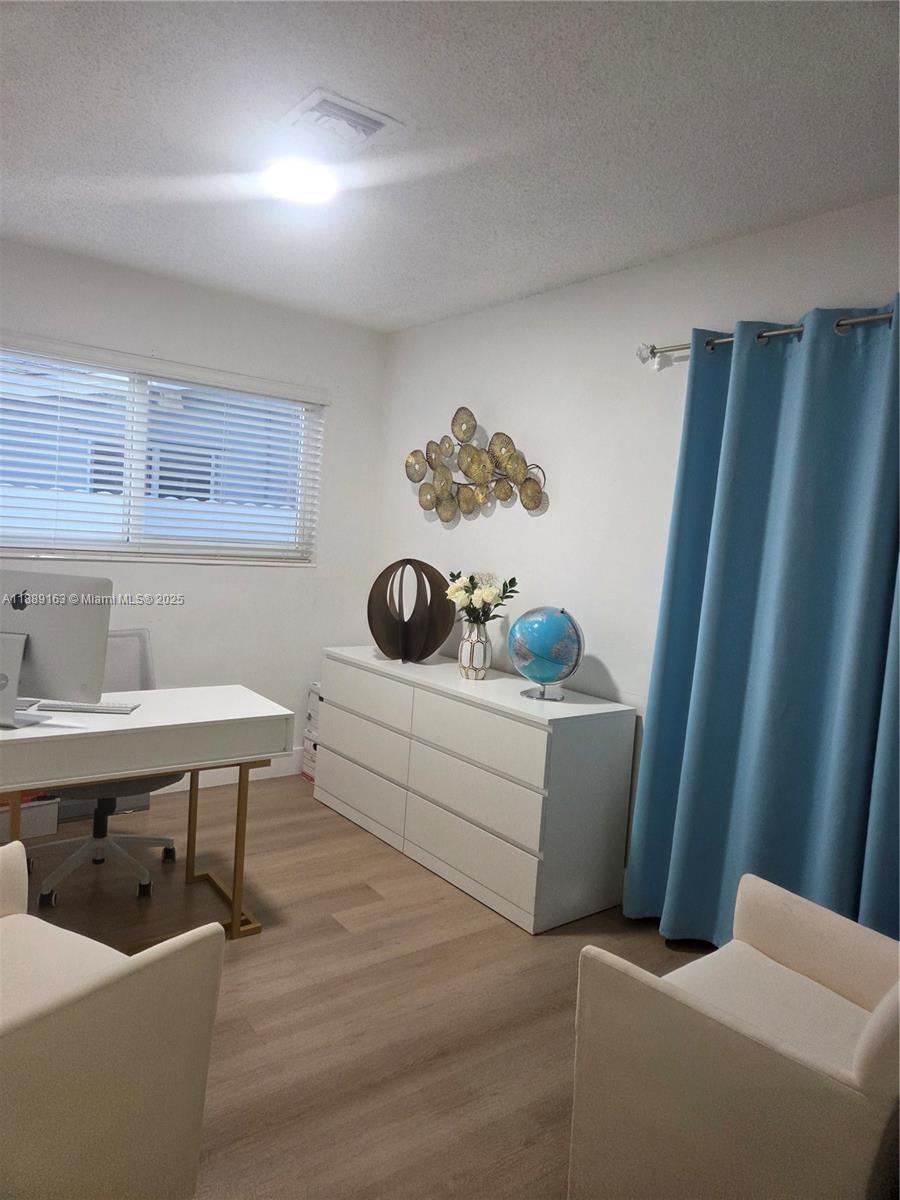 DARLINGTON MANOR - Residential