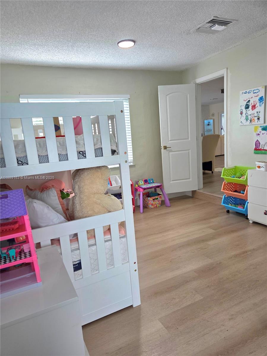 DARLINGTON MANOR - Residential