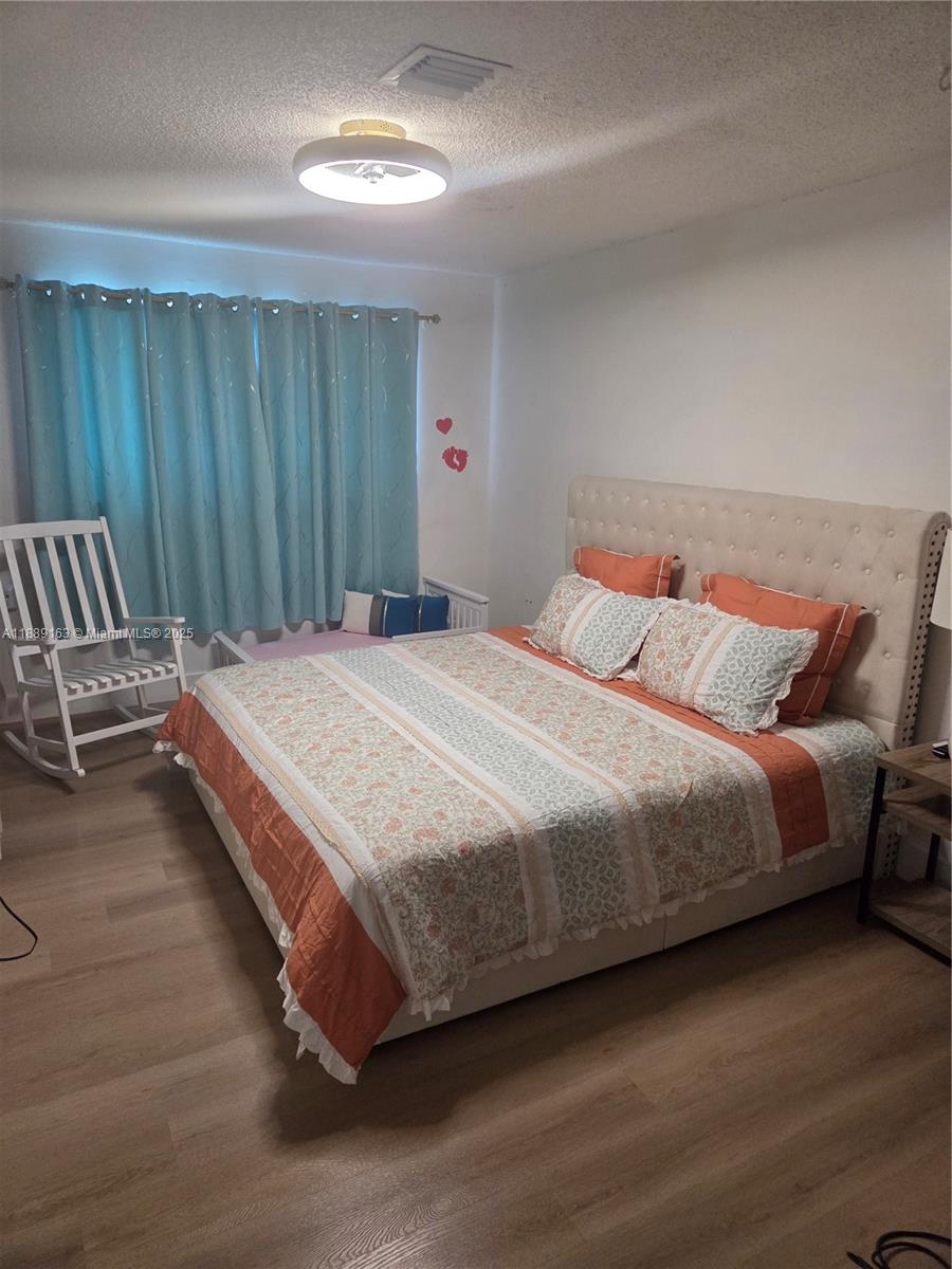 DARLINGTON MANOR - Residential