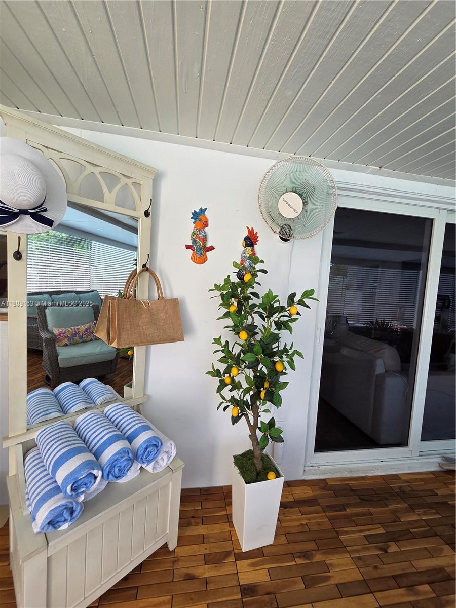 DARLINGTON MANOR - Residential