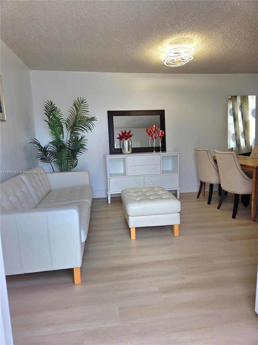 DARLINGTON MANOR - Residential