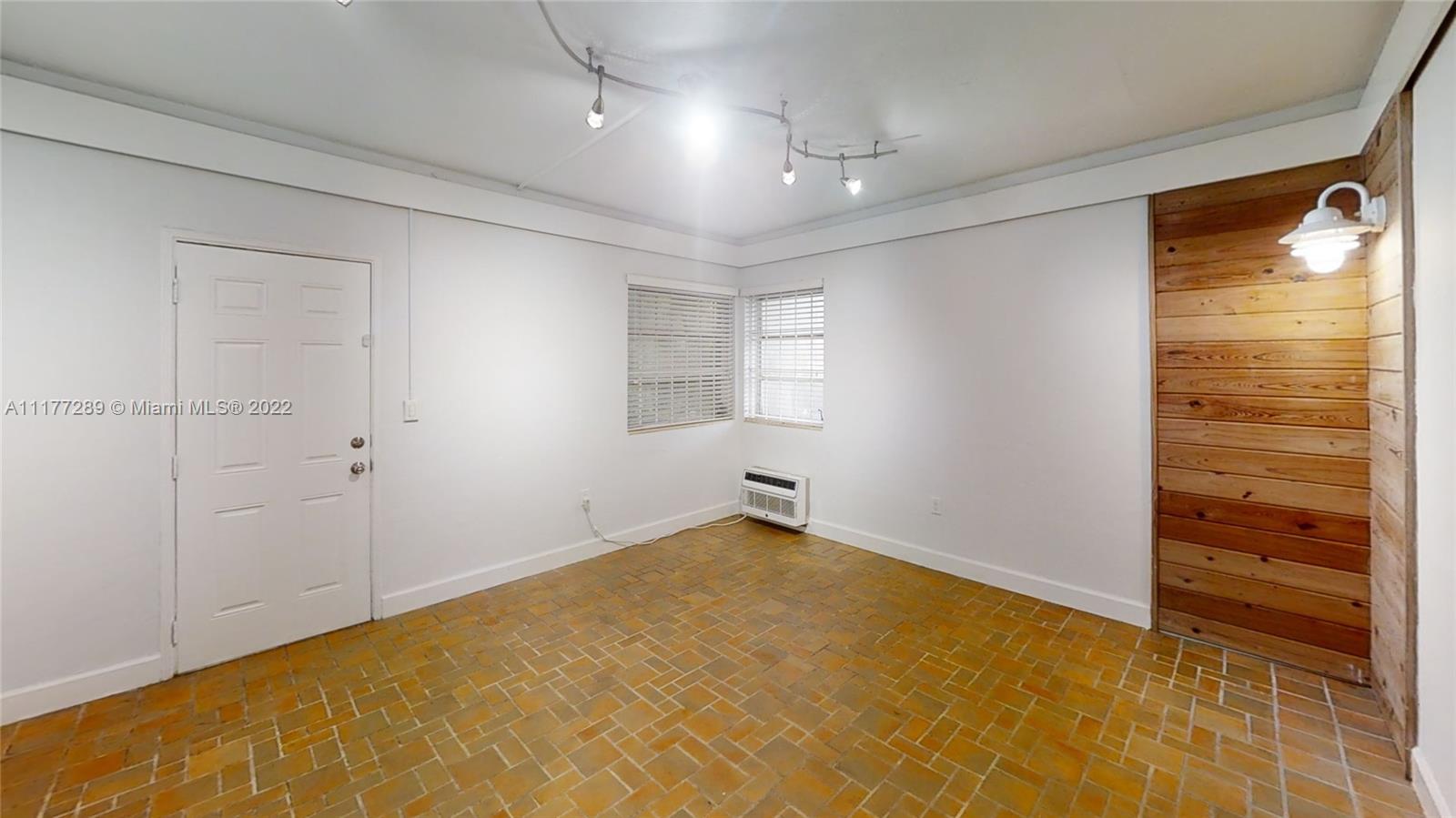 HAYNSWORTH BEACH SUB - Residential Lease