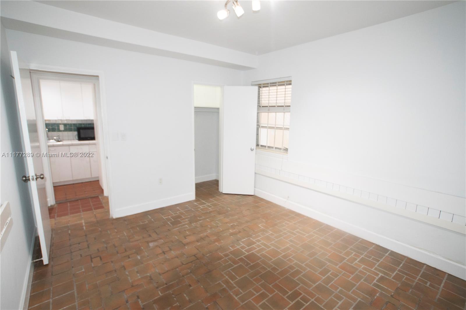 HAYNSWORTH BEACH SUB - Residential Lease