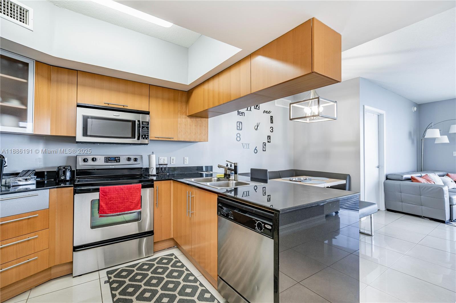 1750 N Bayshore Dr 2301