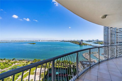 1750 N Bayshore Dr 2301 Miami FL 33132