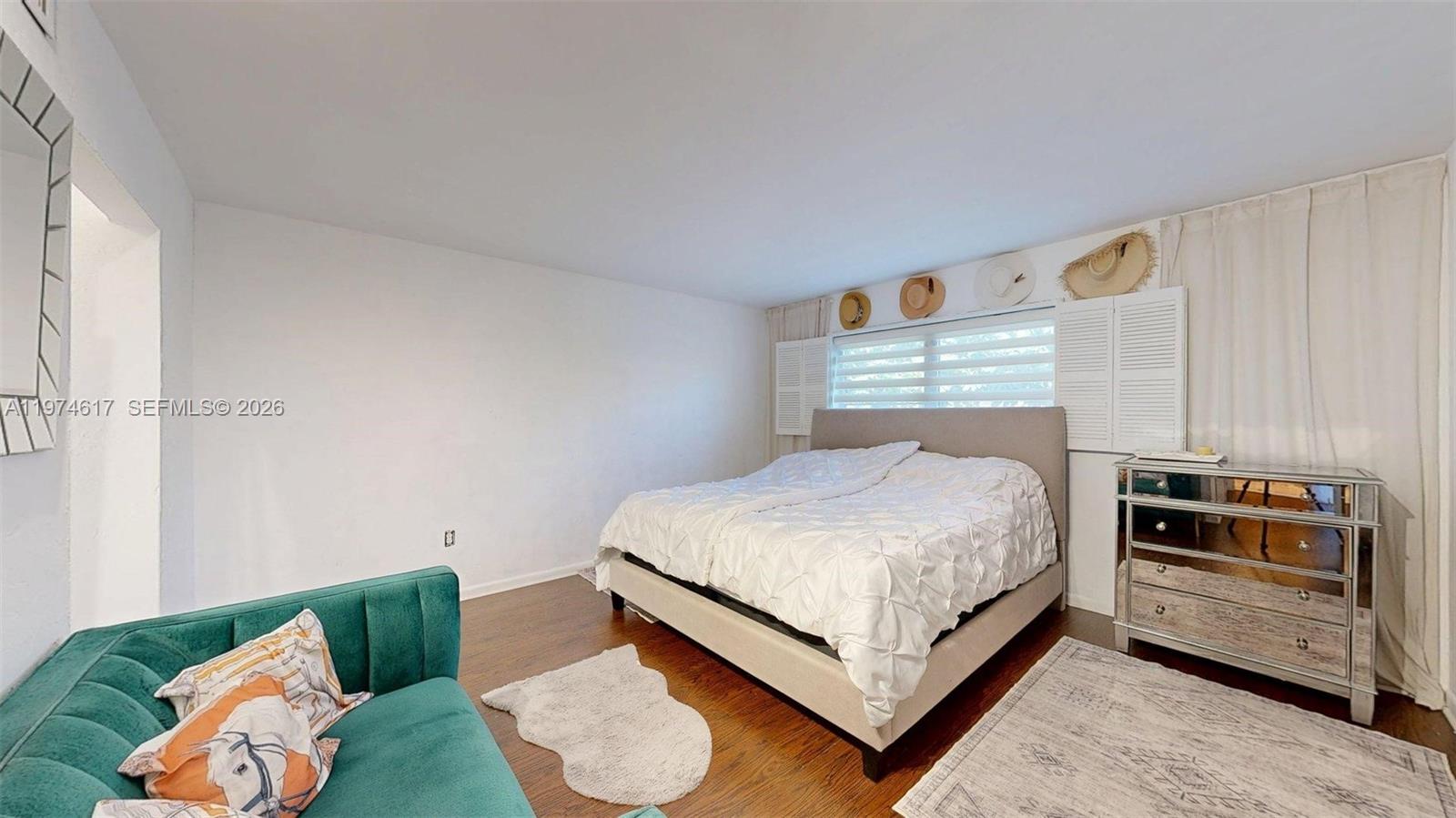 WATERWAY ISLES CONDO - Residential