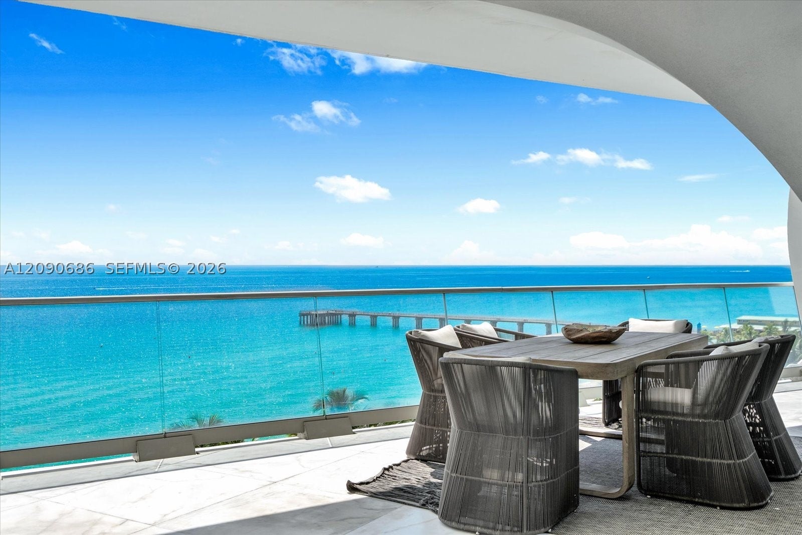16901 Collins Ave 803