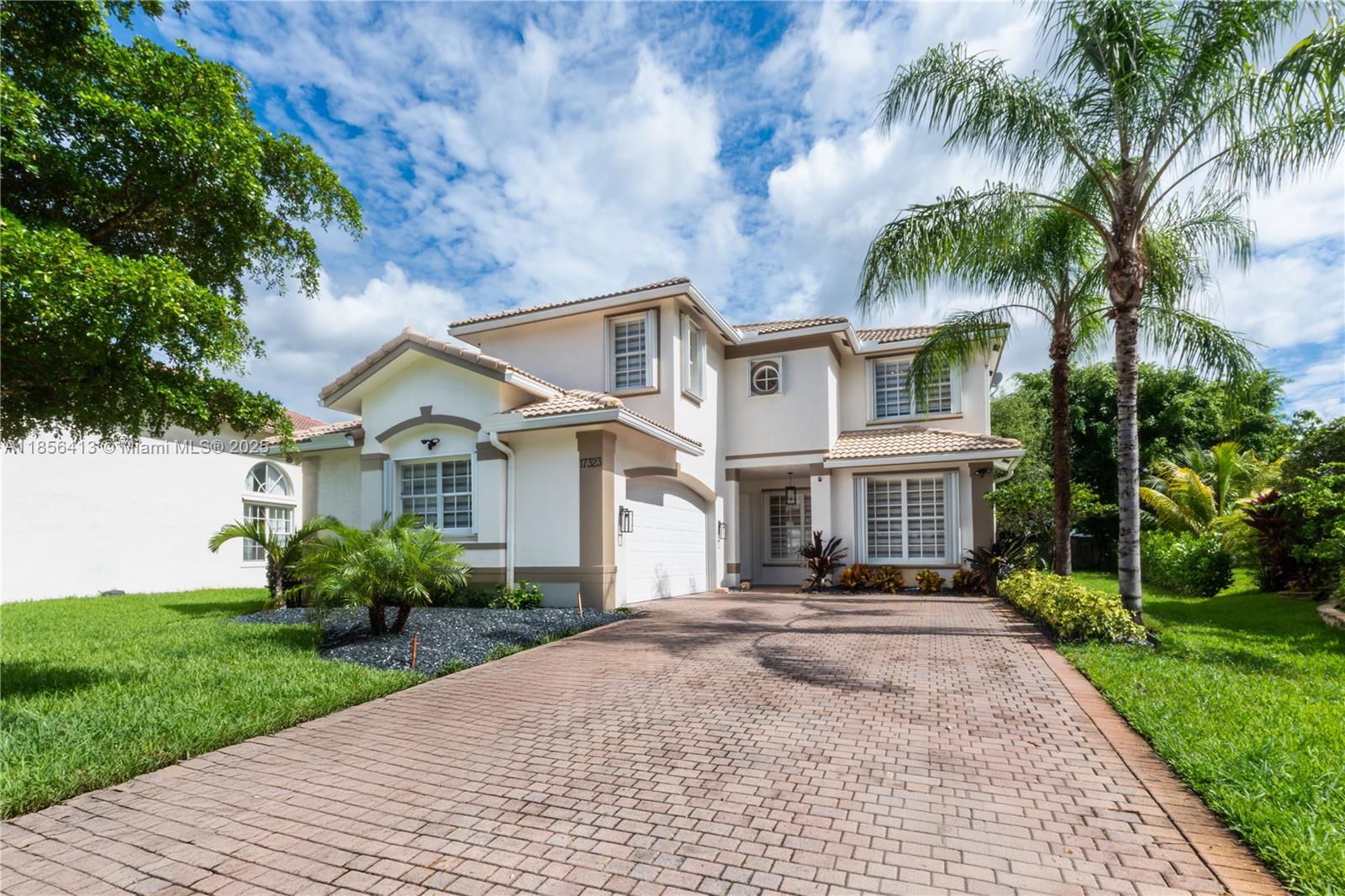 Beautiful, classic 5 bedrooms, 3 full bathrooms home in West Miramar's Sunset Falls. The home's interior has been completely remodeled. The house has custom cabinetry throughout the bathrooms, kitchen and laundry room. There are two additional "office" areas. One connected to a bedroom on the first floor and the other within the master bedroom. Located less than ten minutes from I-75.