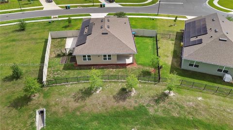 Single Family Residence in Deltona FL 823 Baylor Dr 35.jpg