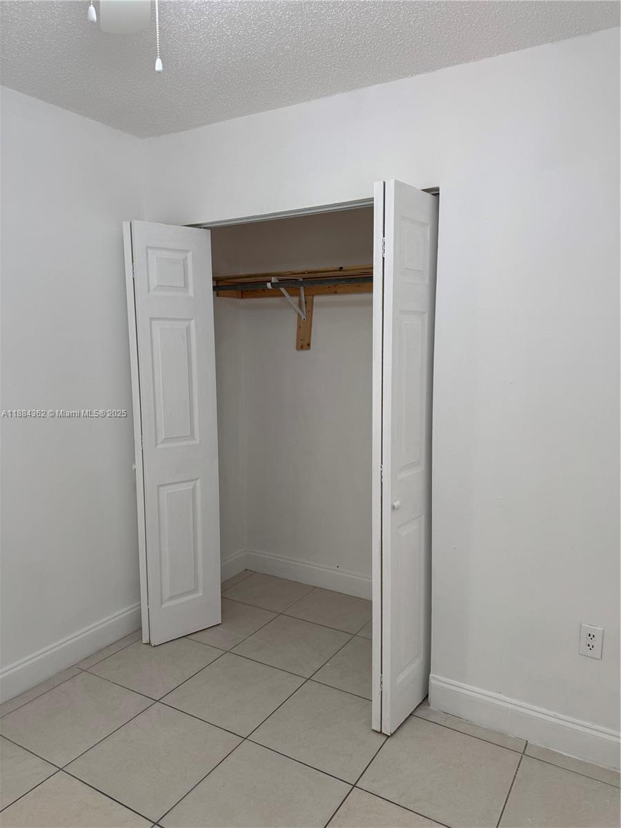MIAMI GARDENS MANOR SEC 4 - Residential Lease