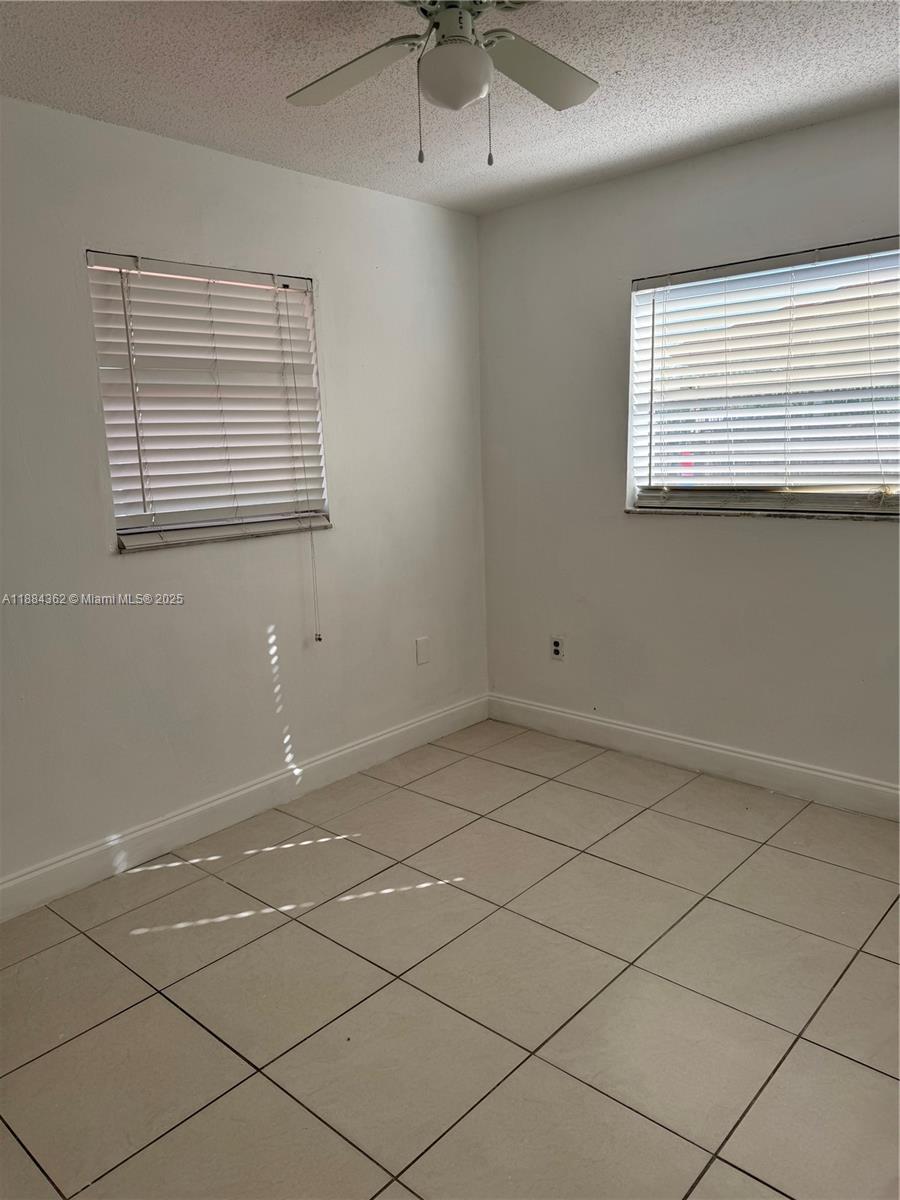 MIAMI GARDENS MANOR SEC 4 - Residential Lease