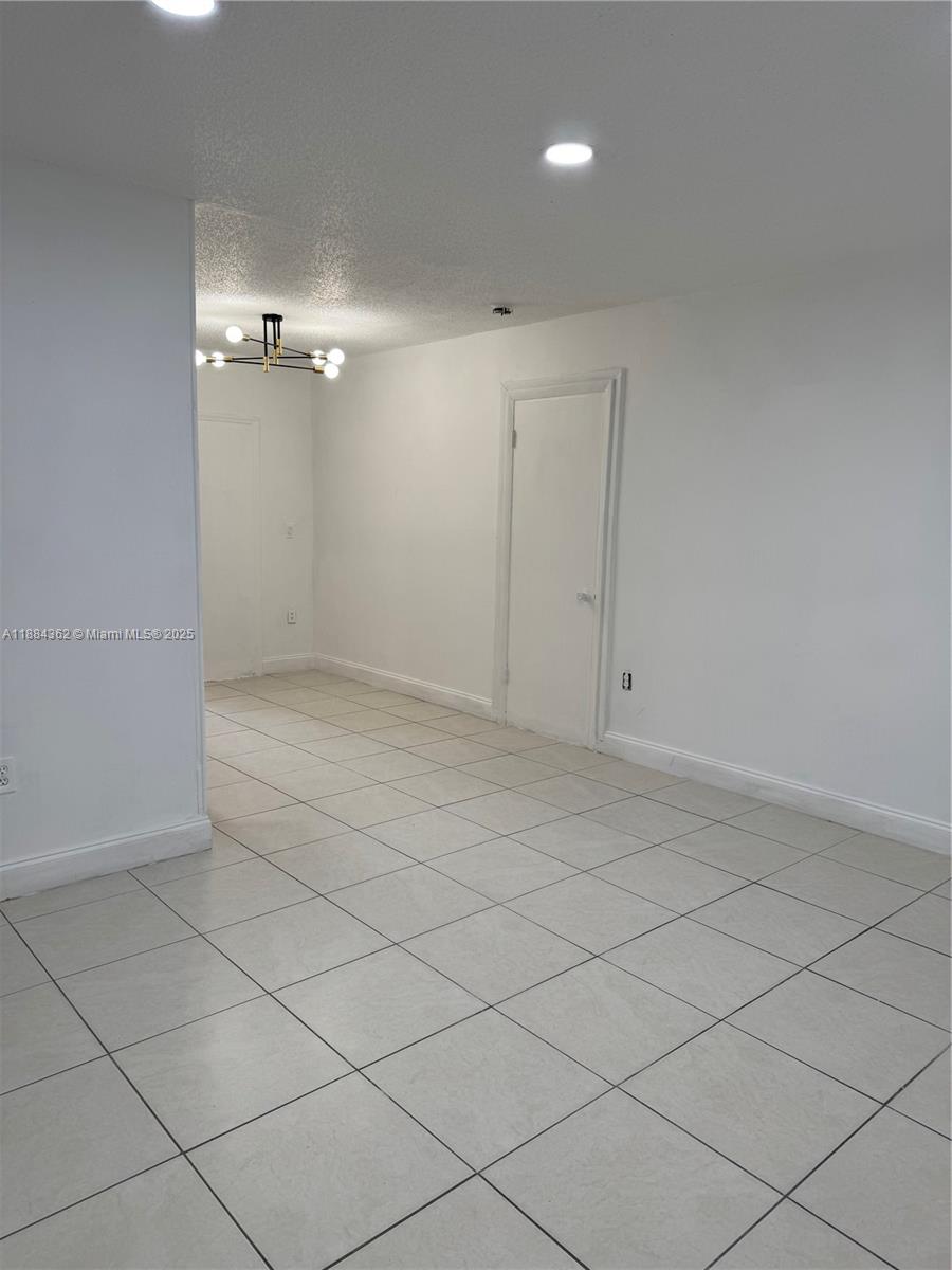 MIAMI GARDENS MANOR SEC 4 - Residential Lease