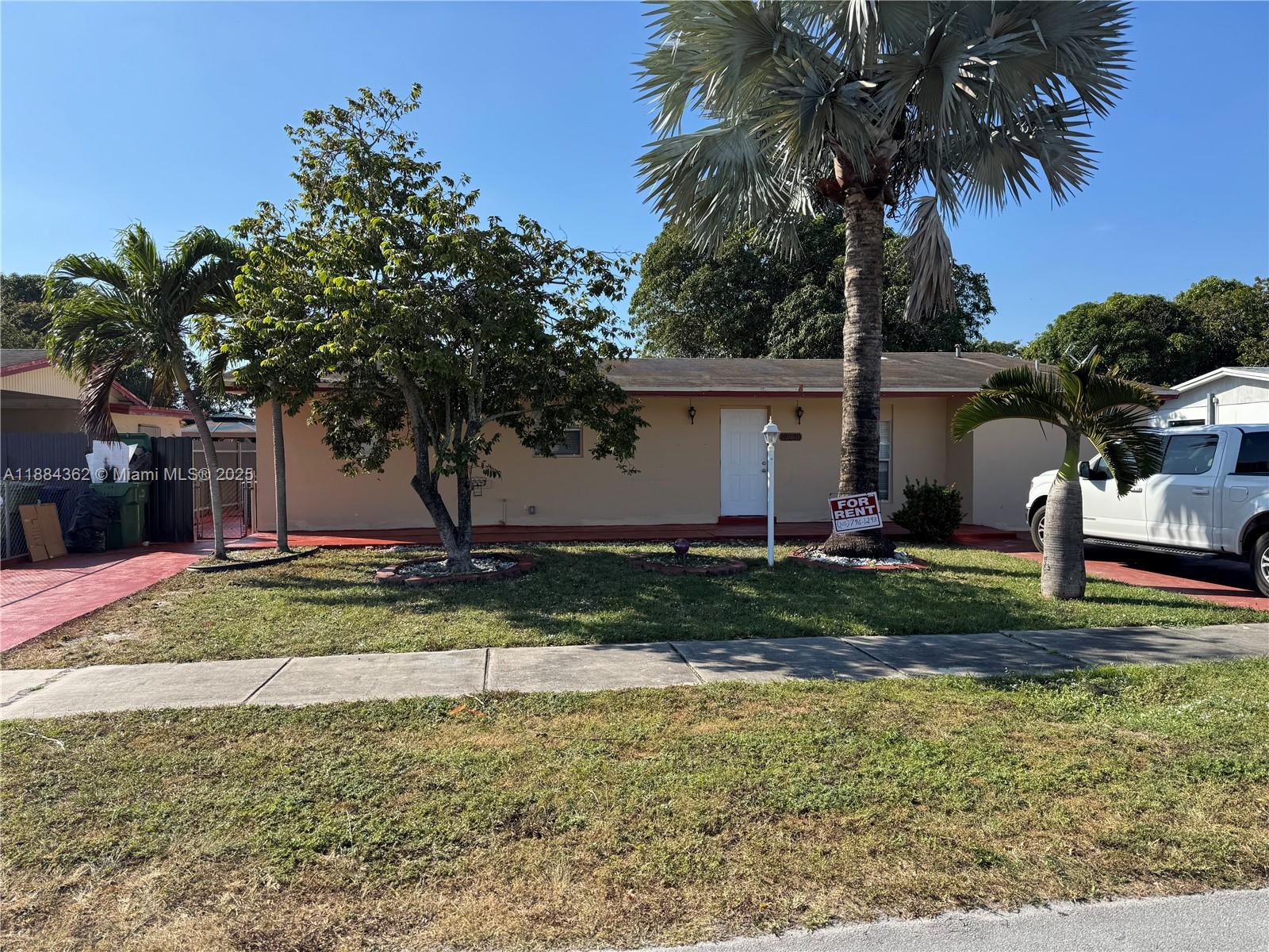 MIAMI GARDENS MANOR SEC 4 - Residential Lease