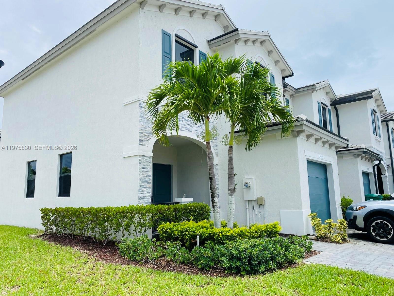 PINE ISLE - Residential Lease