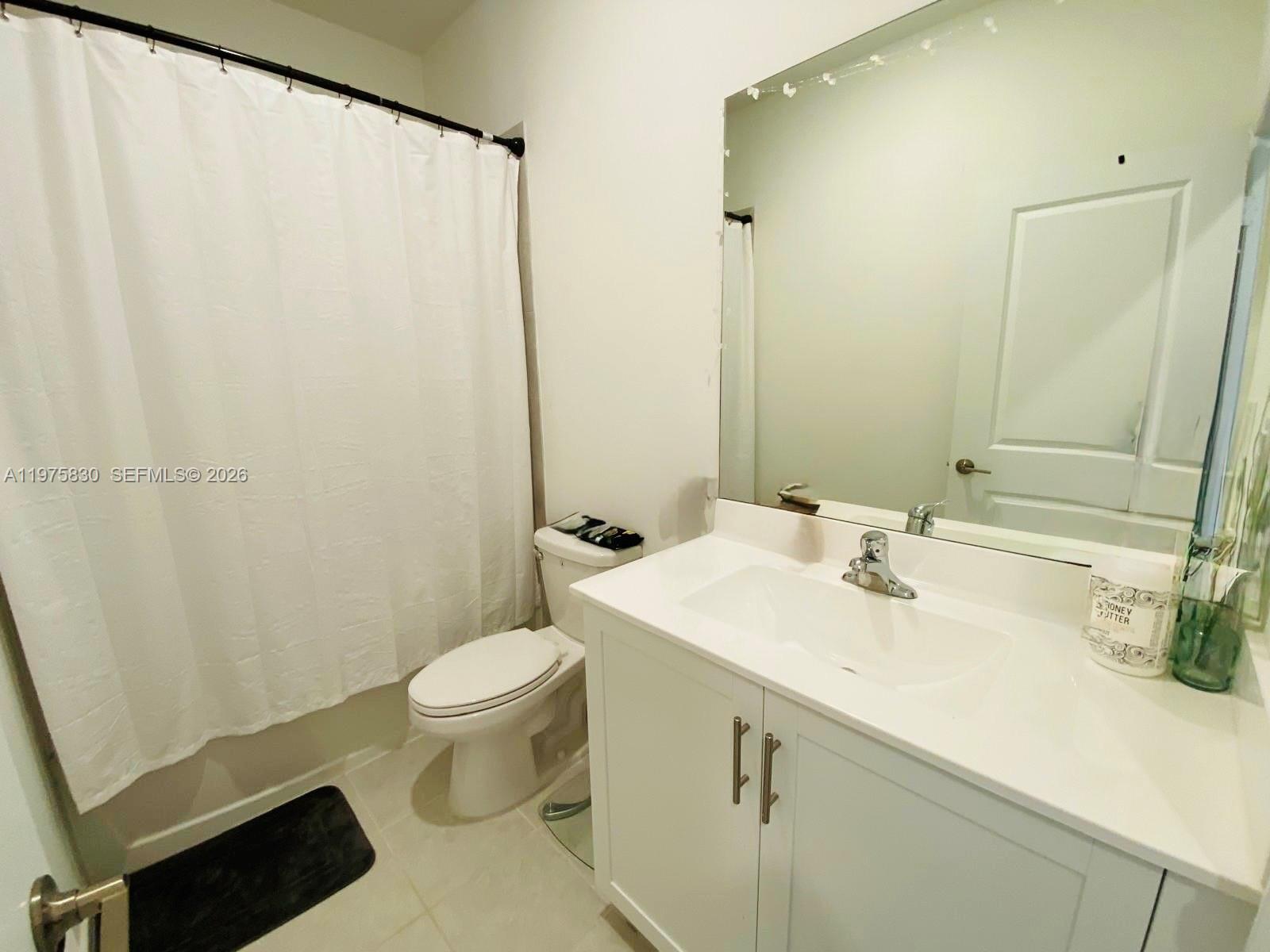 PINE ISLE - Residential Lease